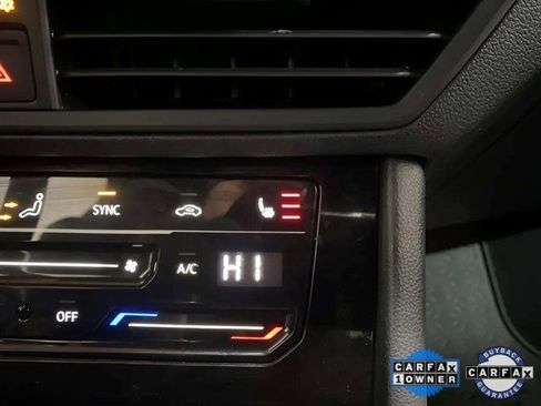 Used 2025 Volkswagen Jetta Sport image 52