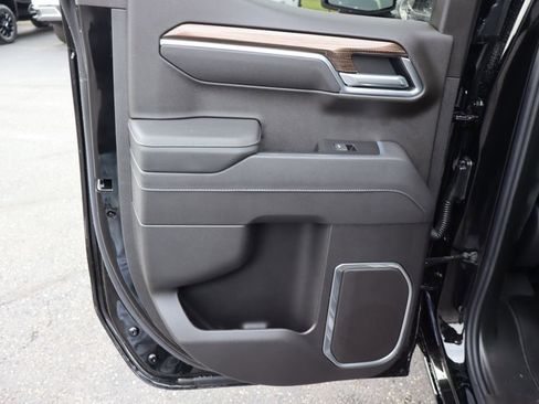 Used 2026 Chevrolet Silverado 1500 LT image 22