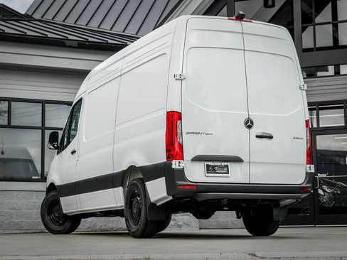 New 2026 Mercedes-Benz Sprinter 2500 image 2