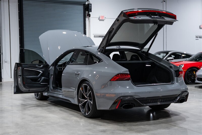 Used 2021 Audi RS 7 Sportback w/ Carbon Optic Package AWD/4WD image 40