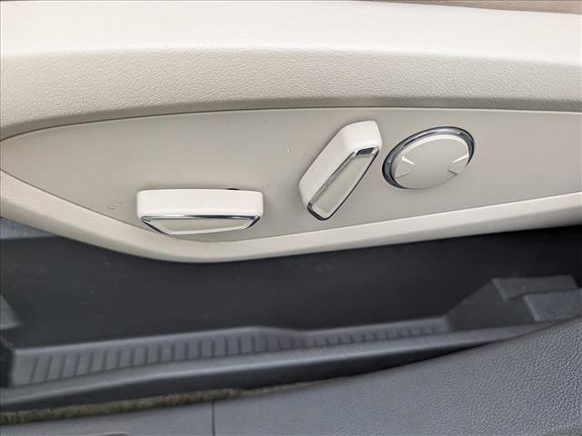 Used 2018 Lincoln MKX Reserve w/ Driver Assistance Package FWD image 30