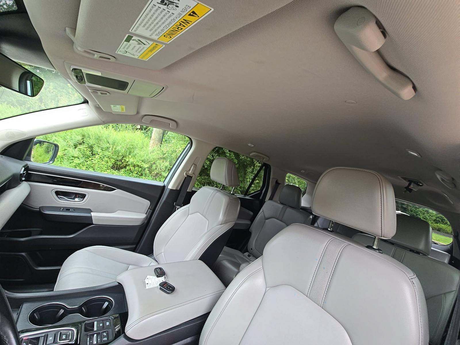 Used 2023 Honda Pilot EX-L image 9