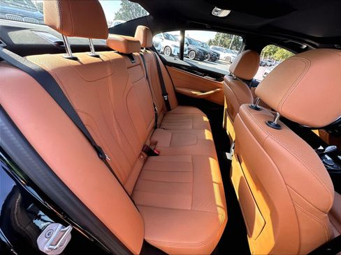 Used 2023 BMW 540i w/ Convenience Package RWD image 26