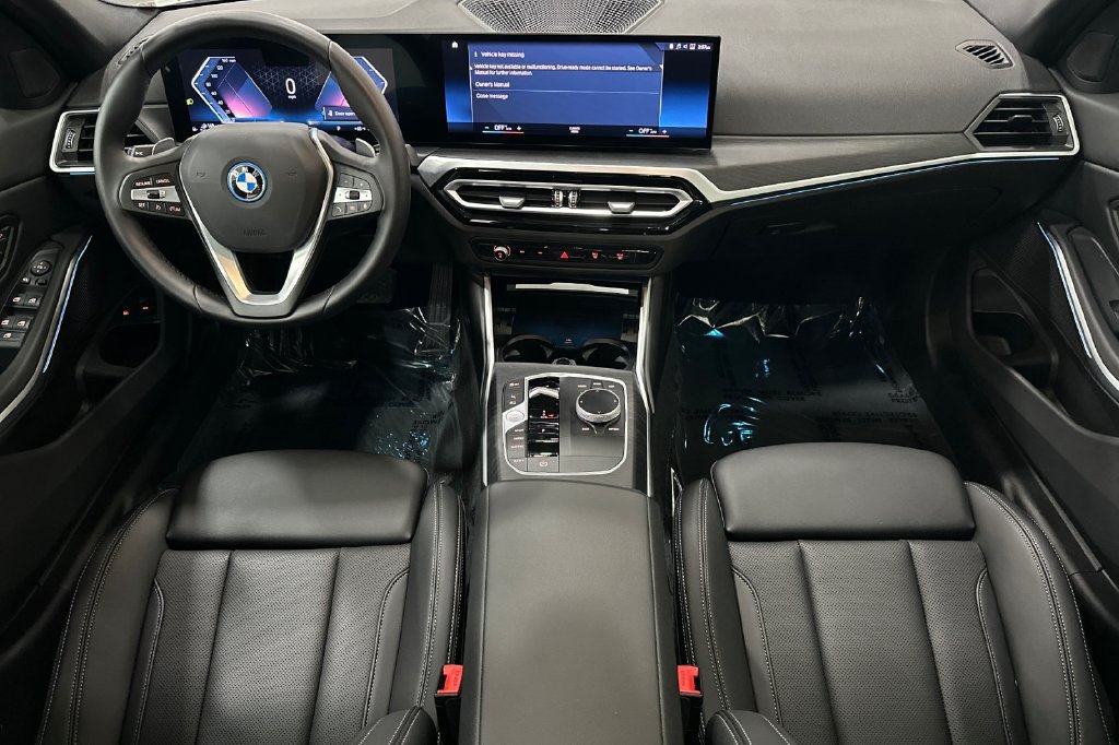 Certified 2024 BMW 330e w/ Convenience Package RWD image 15
