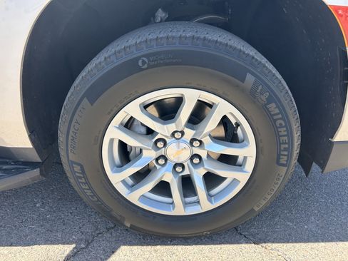 Used 2024 Chevrolet Tahoe LT AWD/4WD image 9