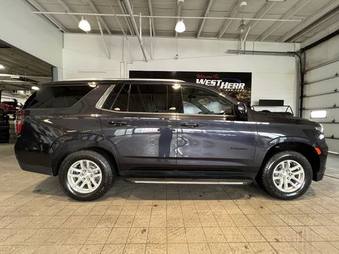 Used 2022 Chevrolet Tahoe LT w/ Luxury Package image 11