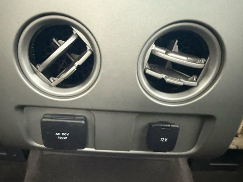 Used 2012 Ford F150 Lariat AWD/4WD image 24