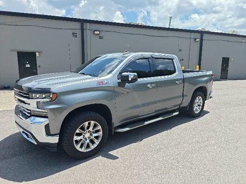 Used 2021 Chevrolet Silverado 1500 LTZ AWD/4WD image 7
