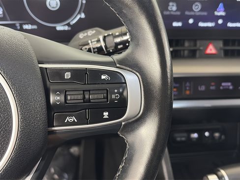 Certified 2023 Kia Sportage SX AWD/4WD image 29
