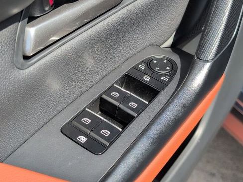 Used 2025 MAZDA CX-50 Meridian Edition w/ Weather Package image 23