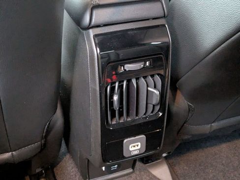 New 2026 Jeep Compass Limited image 24