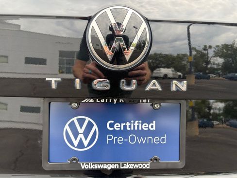 Certified 2024 Volkswagen Tiguan SE AWD/4WD image 24