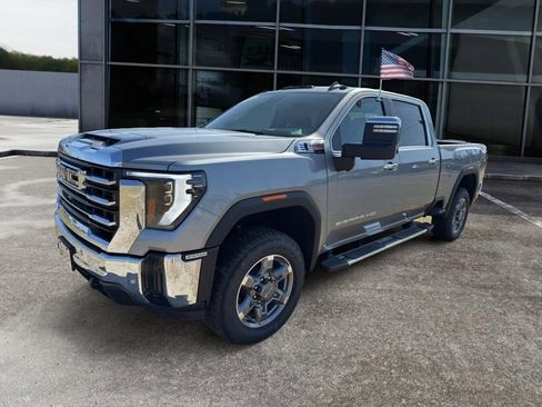 New 2026 GMC Sierra 2500 SLT w/ SLT Premium Package image 3