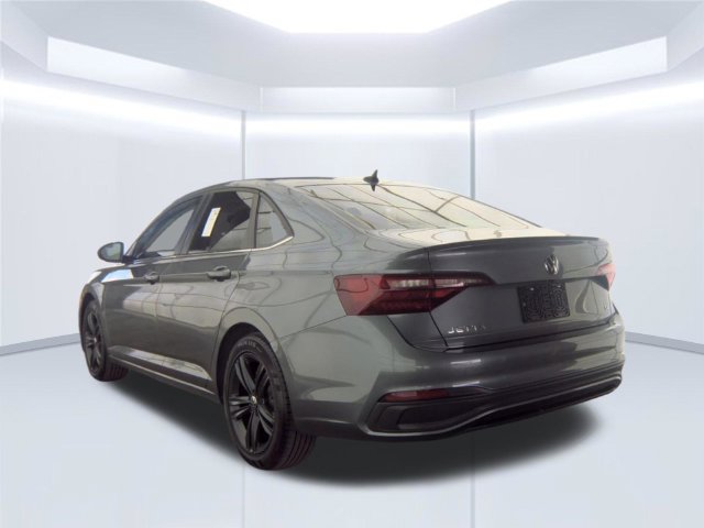 Used 2022 Volkswagen Jetta SE FWD image 5