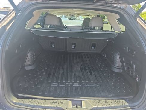 Used 2022 Subaru Outback Limited AWD/4WD image 12