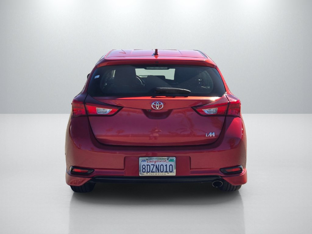 Used 2018 Toyota Corolla iM w/ Carpet Mat Package (TMS) FWD image 5