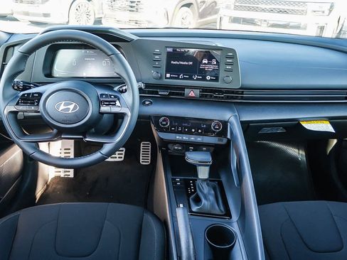 New 2025 Hyundai Elantra Sport image 14