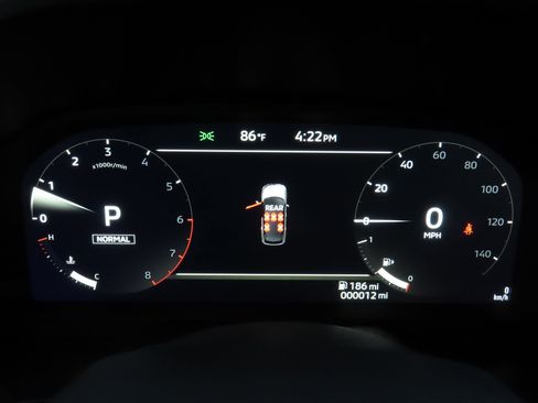 Used 2025 Mitsubishi Outlander SE FWD image 12