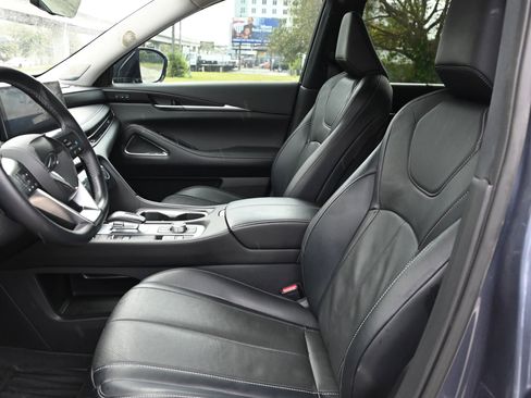 Used 2023 INFINITI QX60 Sensory w/ Vision Package FWD image 10