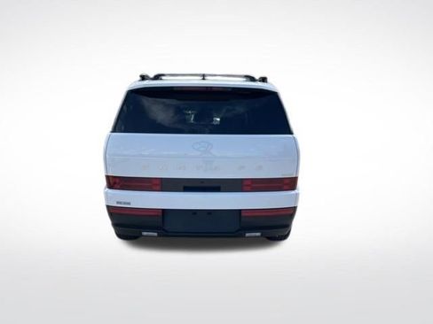 Used 2026 Hyundai Santa Fe SEL FWD image 4