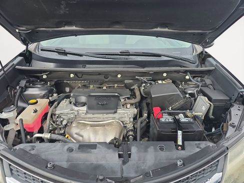 Used 2015 Toyota RAV4 XLE image 24