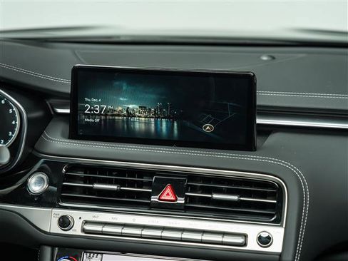 New 2026 Genesis G70 2.5T Prestige image 25