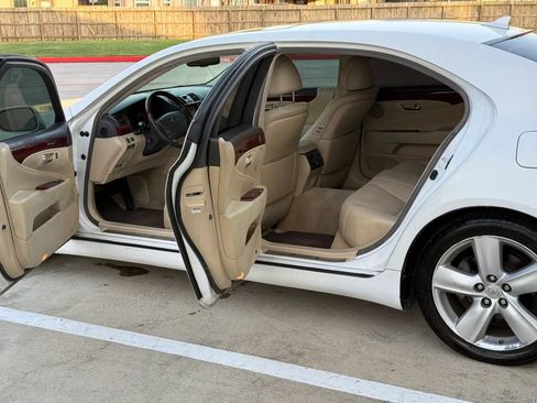 Used 2010 Lexus LS 460 L RWD image 10