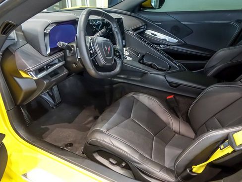 Used 2025 Chevrolet Corvette Stingray Coupe image 12