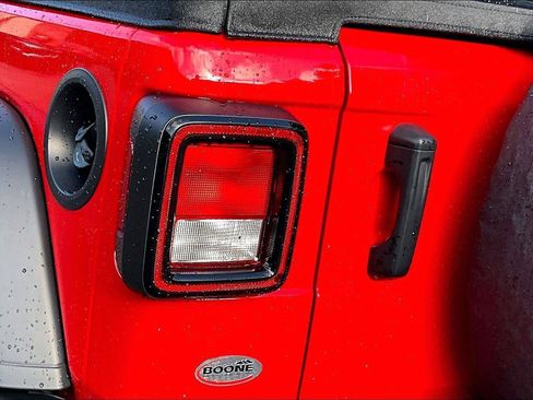 Certified 2023 Jeep Wrangler Sport AWD/4WD image 30