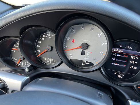 Certified 2015 Porsche 911 Carrera 4S image 18