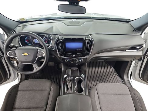 Certified 2023 Chevrolet Traverse LT AWD/4WD image 11