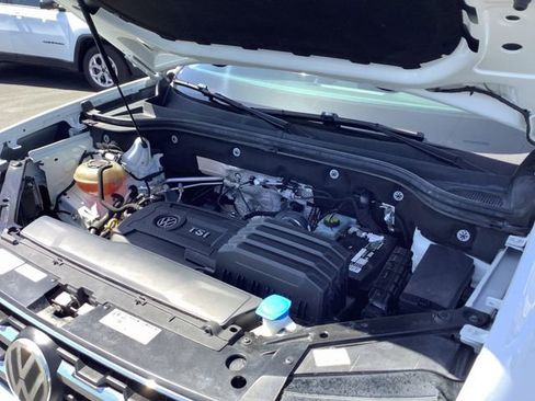 Used 2019 Volkswagen Atlas SE FWD image 42