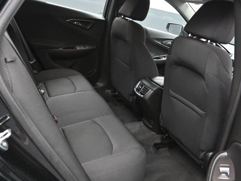 Used 2024 Chevrolet Malibu LT FWD image 11