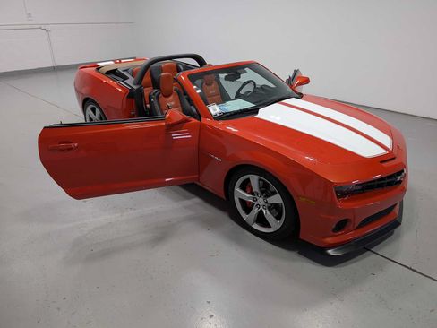 Used 2011 Chevrolet Camaro SS w/ RS Package RWD image 17