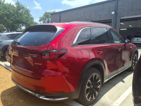Used 2024 MAZDA CX-90 Plug-In Hybrid w/ Premium Pkg AWD/4WD image 4
