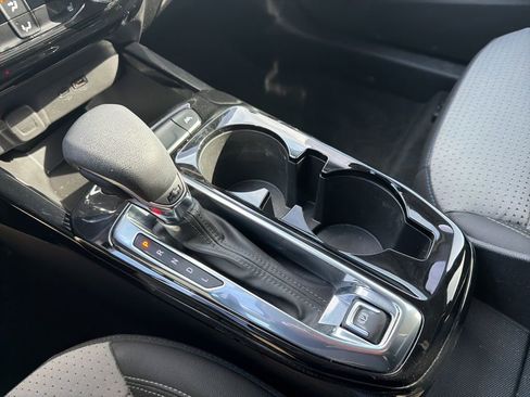 Used 2024 Chevrolet Trax LT w/ Driver Confidence Package image 33