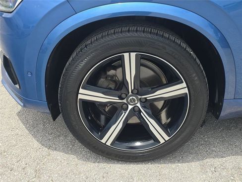 Used 2018 Volvo XC90 T6 R-Design w/ Convenience Package AWD/4WD image 11