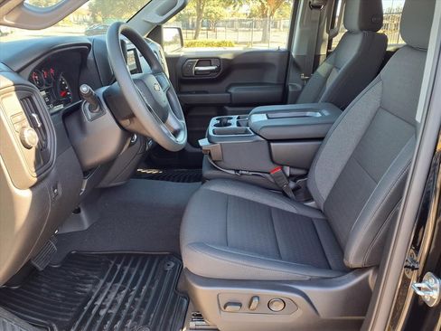 New 2026 Chevrolet Silverado 1500 Custom image 6