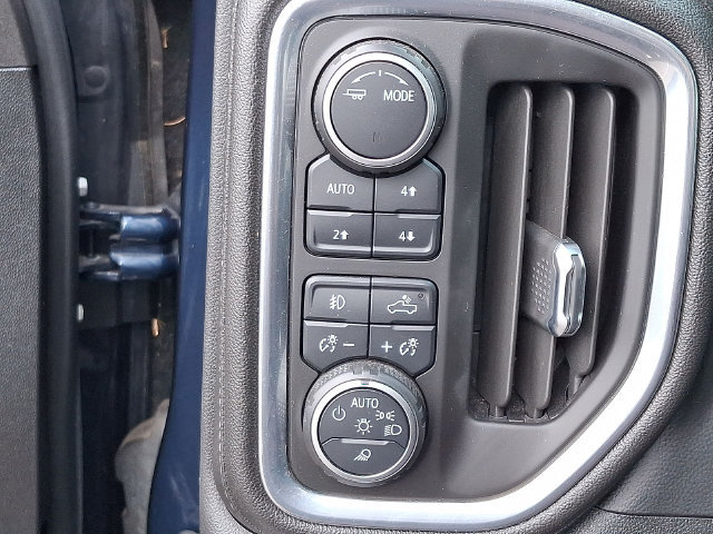 Used 2021 Chevrolet Silverado 1500 LTZ w/ LTZ Premium Package AWD/4WD image 23