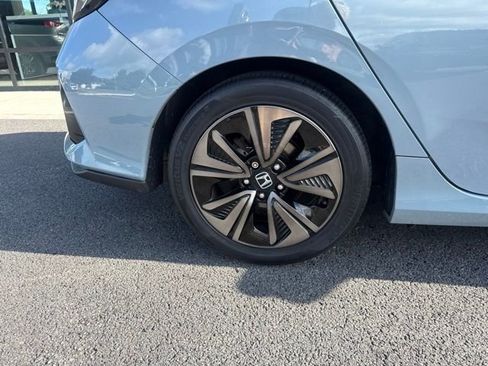 Used 2017 Honda Civic EX-L image 10