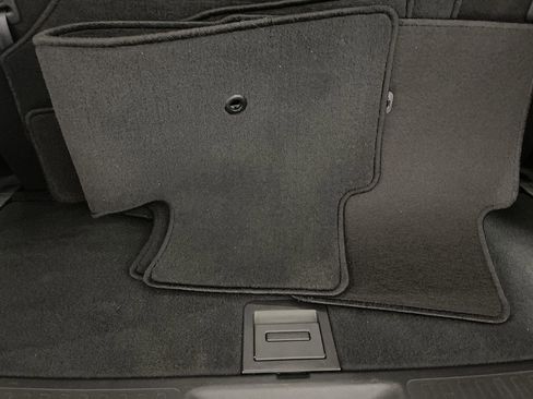 Used 2025 Honda Pilot EX-L image 23