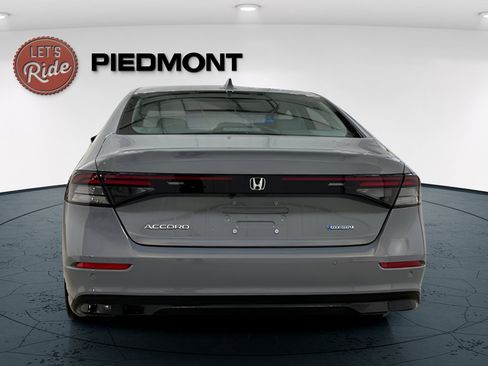 New 2025 Honda Accord EX-L image 5