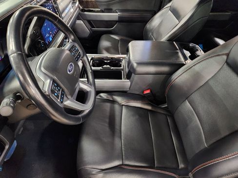 Used 2024 Ford F350 Lariat w/ Lariat Ultimate Package image 32