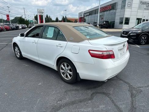 Used 2008 Toyota Camry LE FWD image 5