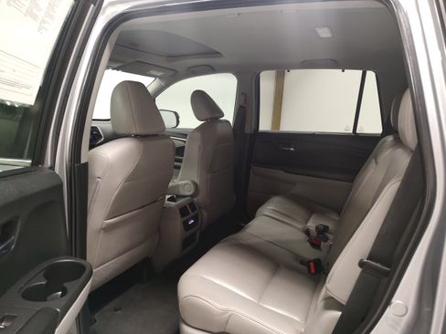 Used 2021 Honda Pilot Special Edition image 11