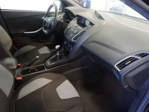 Used 2018 Ford Focus ST FWD image 19