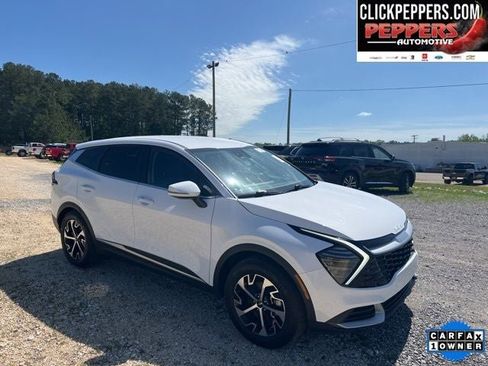Used 2024 Kia Sportage EX FWD image 8
