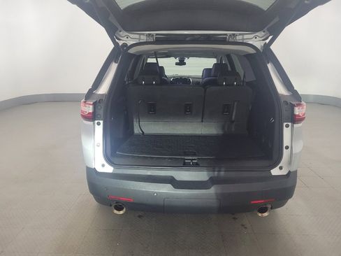 Used 2019 Chevrolet Traverse LT w/ LT Premium Package AWD/4WD image 29