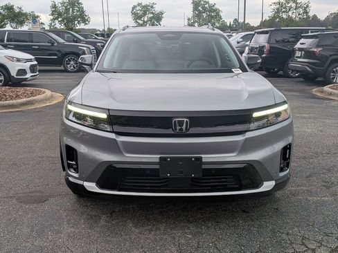 Used 2024 Honda Prologue Touring image 3