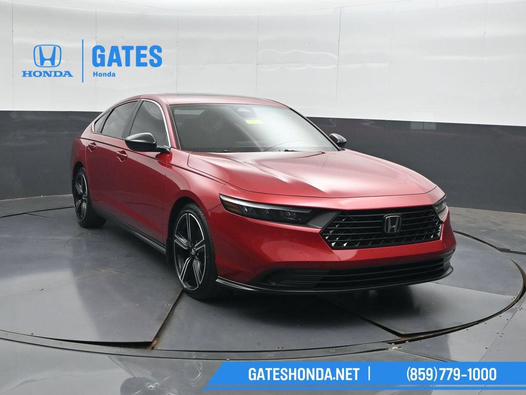 Used 2023 Honda Accord Sport image 4